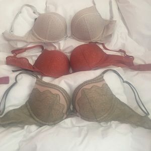 3 bombshell VS PINK BRAS 34c